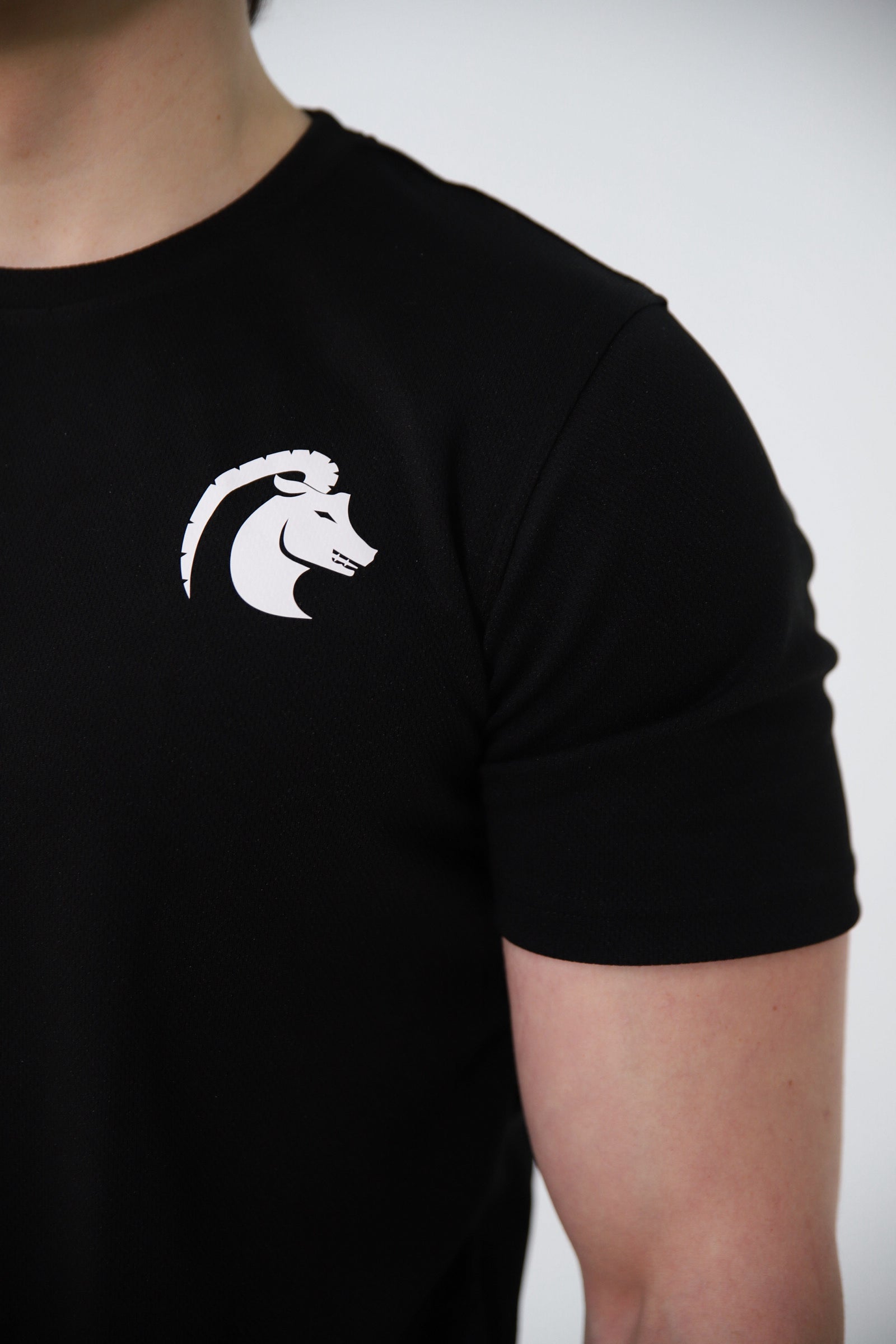 Capra Core sport T-shirt detail Capra logo