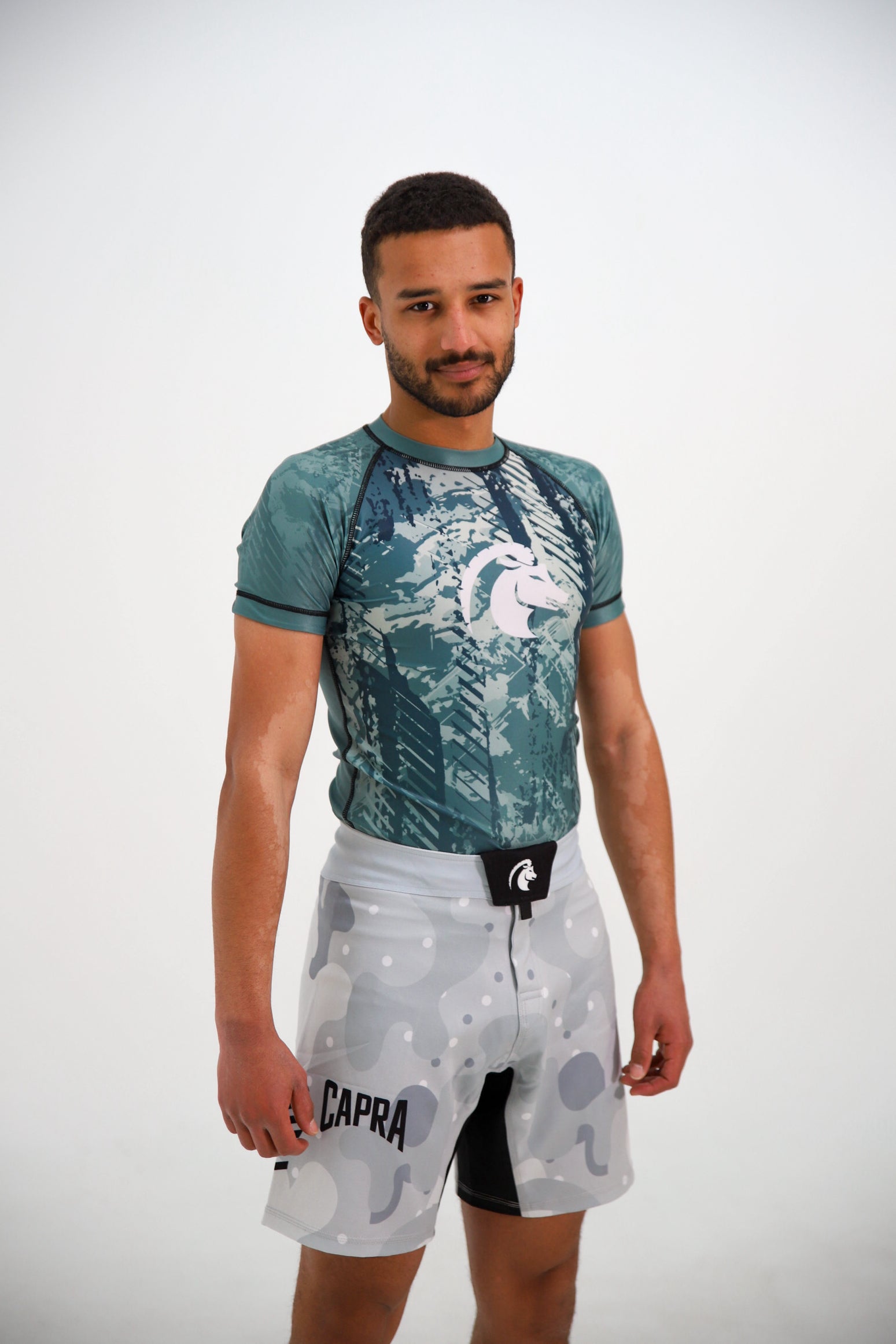 CAPRA RASHGUARD SHORTSLEEVE GREEN