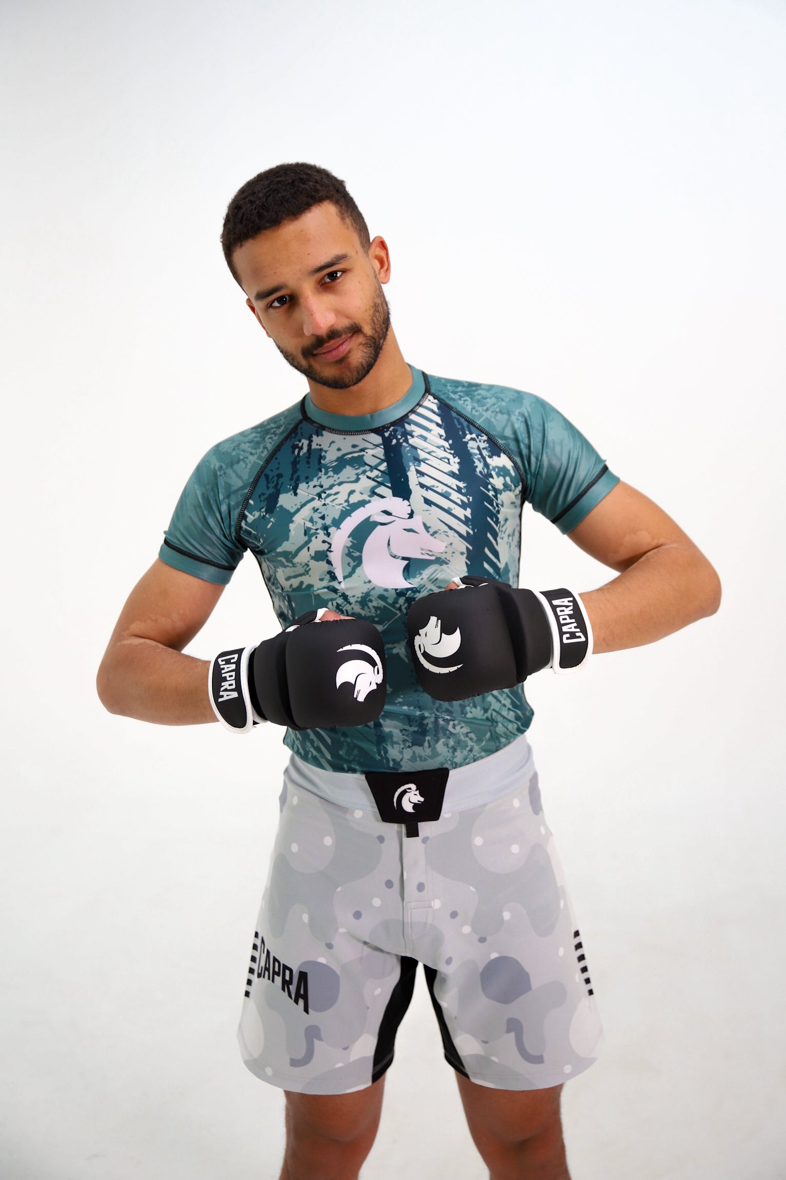 CAPRA MMA Sparring Gloves - Core Edition