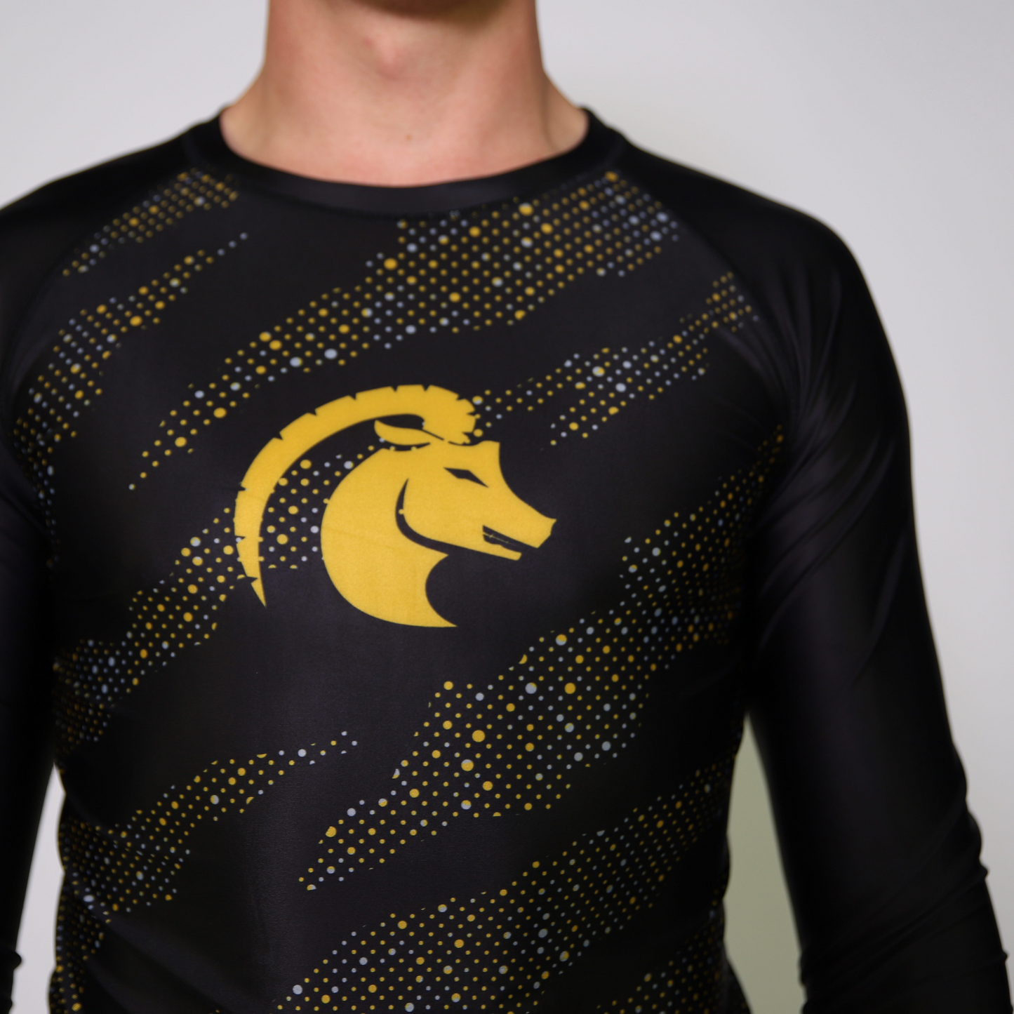 CAPRA RASHGUARD LONGSLEEVE GOUD