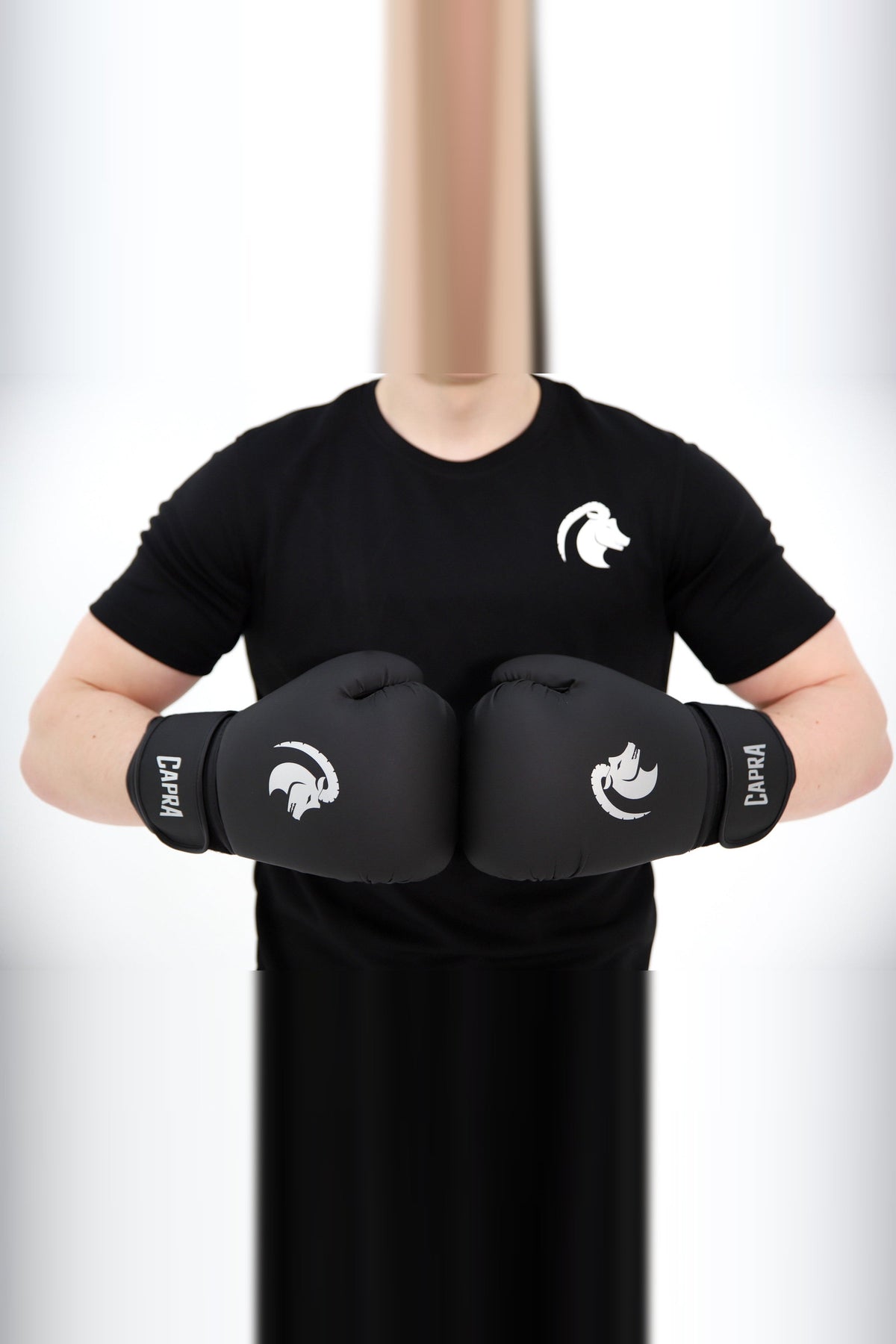 Capra Core kickbokshandschoenen zijaanzicht