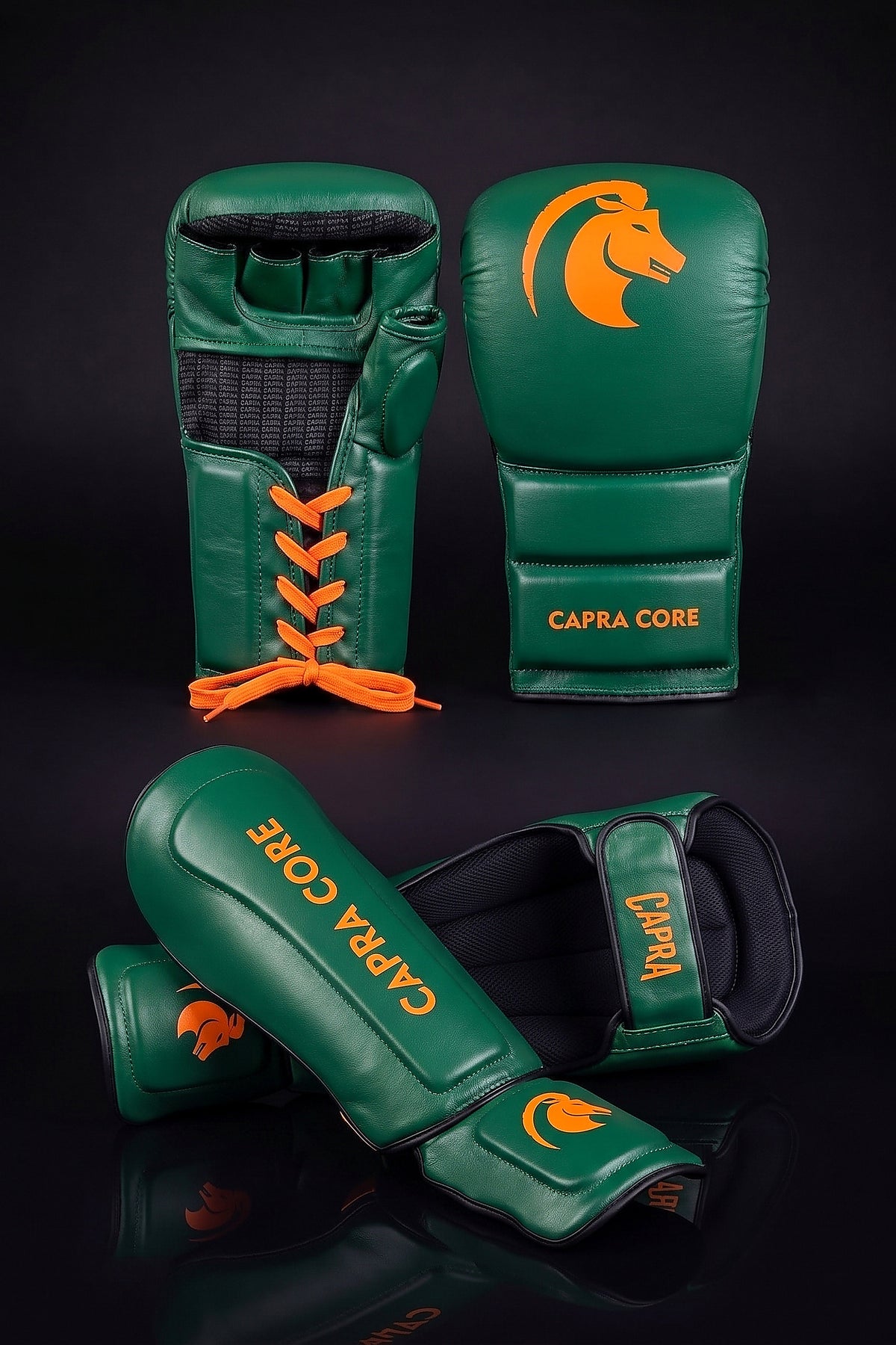 Capra Laced Fight Set in groen met oranje logo - Nijmegen kleuren - MMA sparringhandschoenen en scheenbeschermers